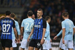  拉齐奥补时绝平佛罗伦萨，蓝鹰展现顽强斗志展风采